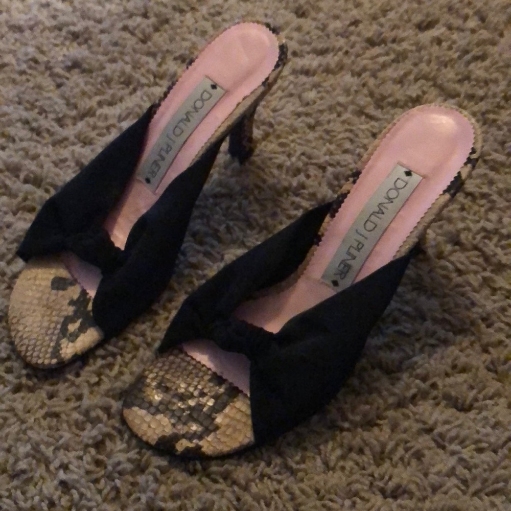 COPY - Donald J Pliner Heels!